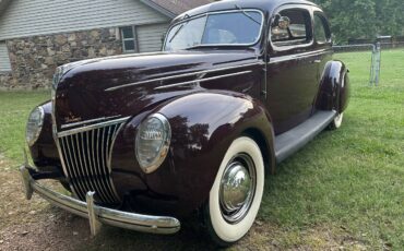 Ford-Deluxe-tudor-1939