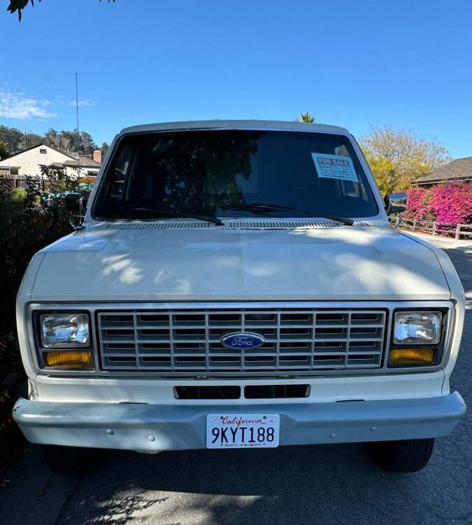 Ford-E-350-1989-3