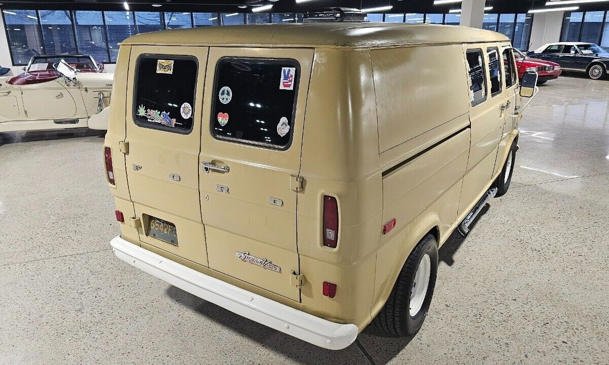 Ford-E-Series-Van-1973-4