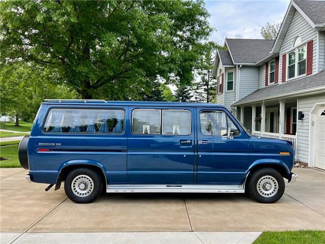 Ford-E-Series-Van-1979-9