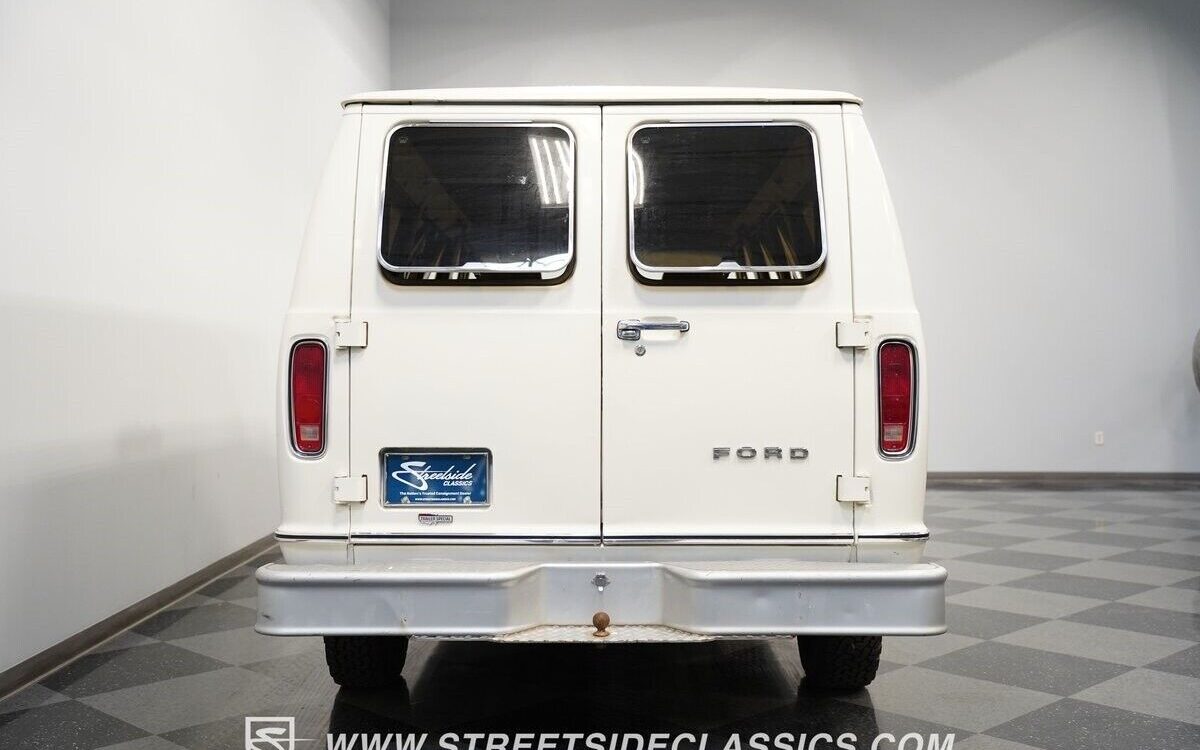 Ford-E-Series-Van-Van-1977-10