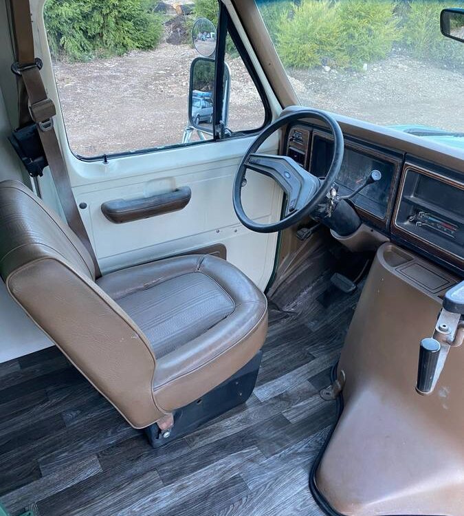 Ford-E350-school-bus-diesel-1988-11