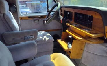 Ford-E350-van-1990-4