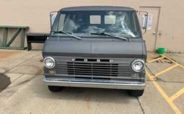 Ford-Econoline-1968-12