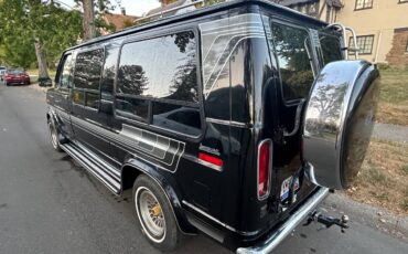 Ford-Econoline-e150-conversion-van-1988-8