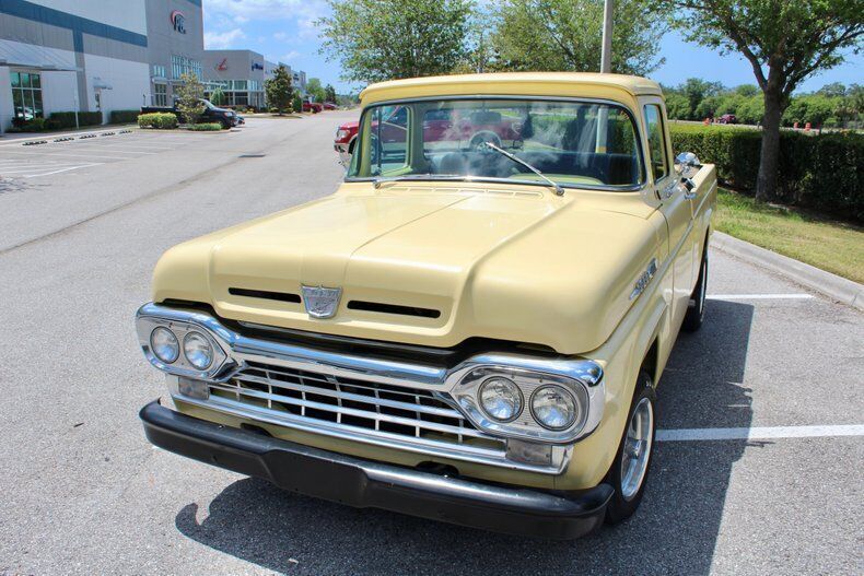 Ford-F-100-Pickup-1960-10