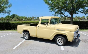 Ford-F-100-Pickup-1960-4