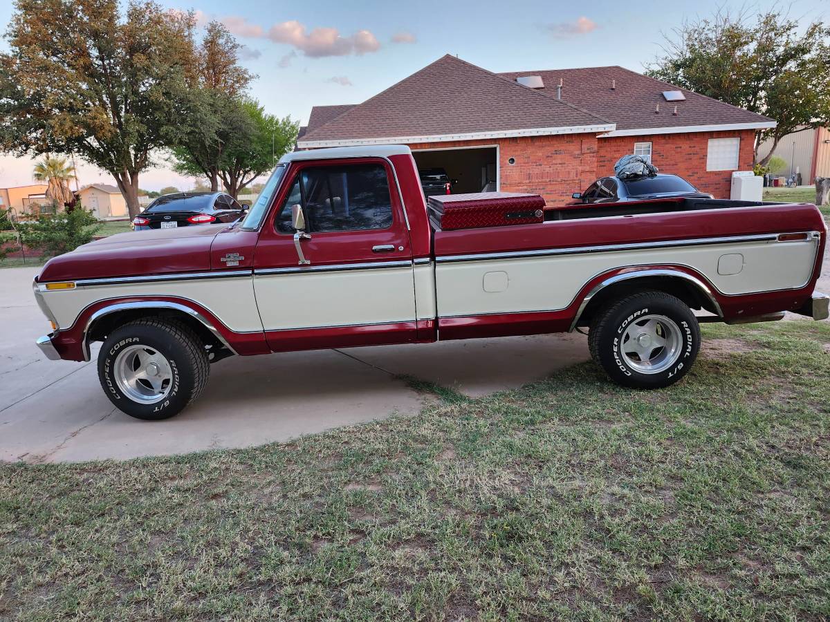 Ford-F-150-1977-2