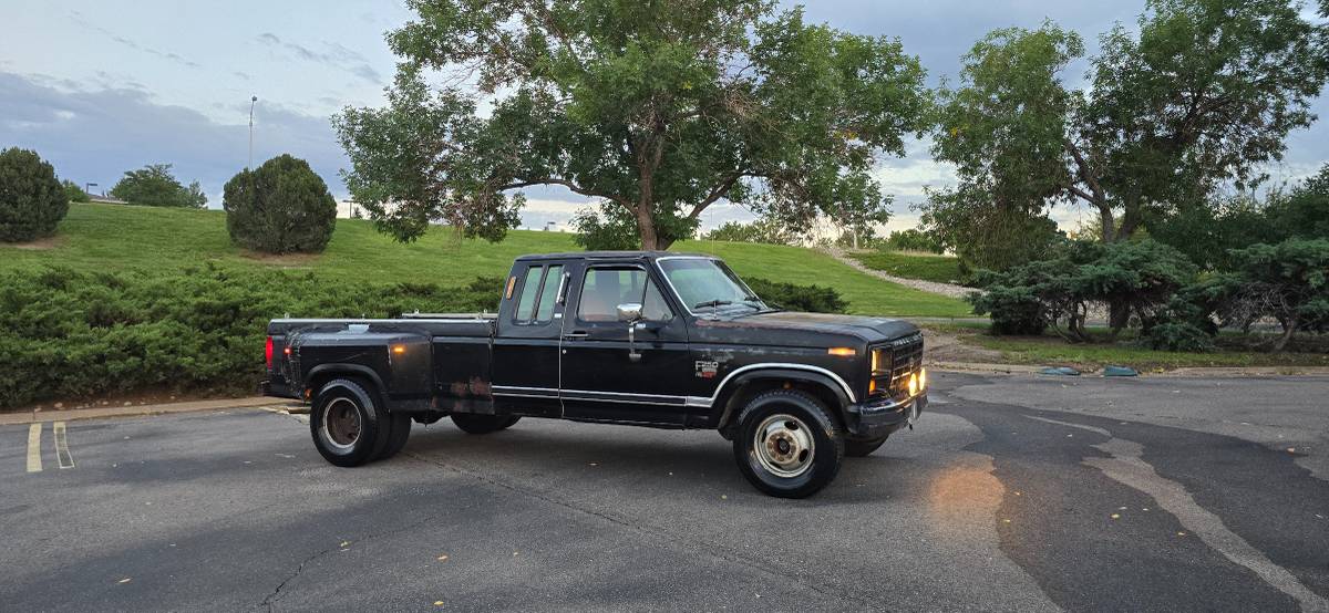 Ford-F-250-diesel-1986-18