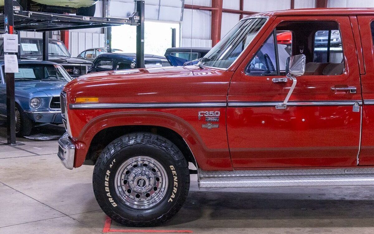 Ford-F-350-Pickup-1985-1