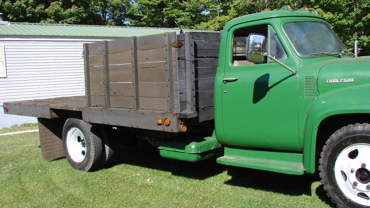 Ford-F-600-1953