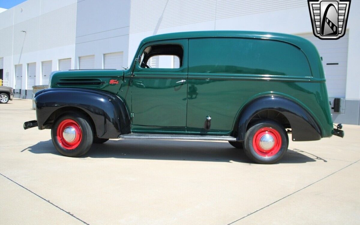 Ford-F-Series-1947-3