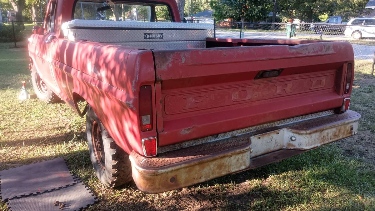 Ford-F250-1968-3