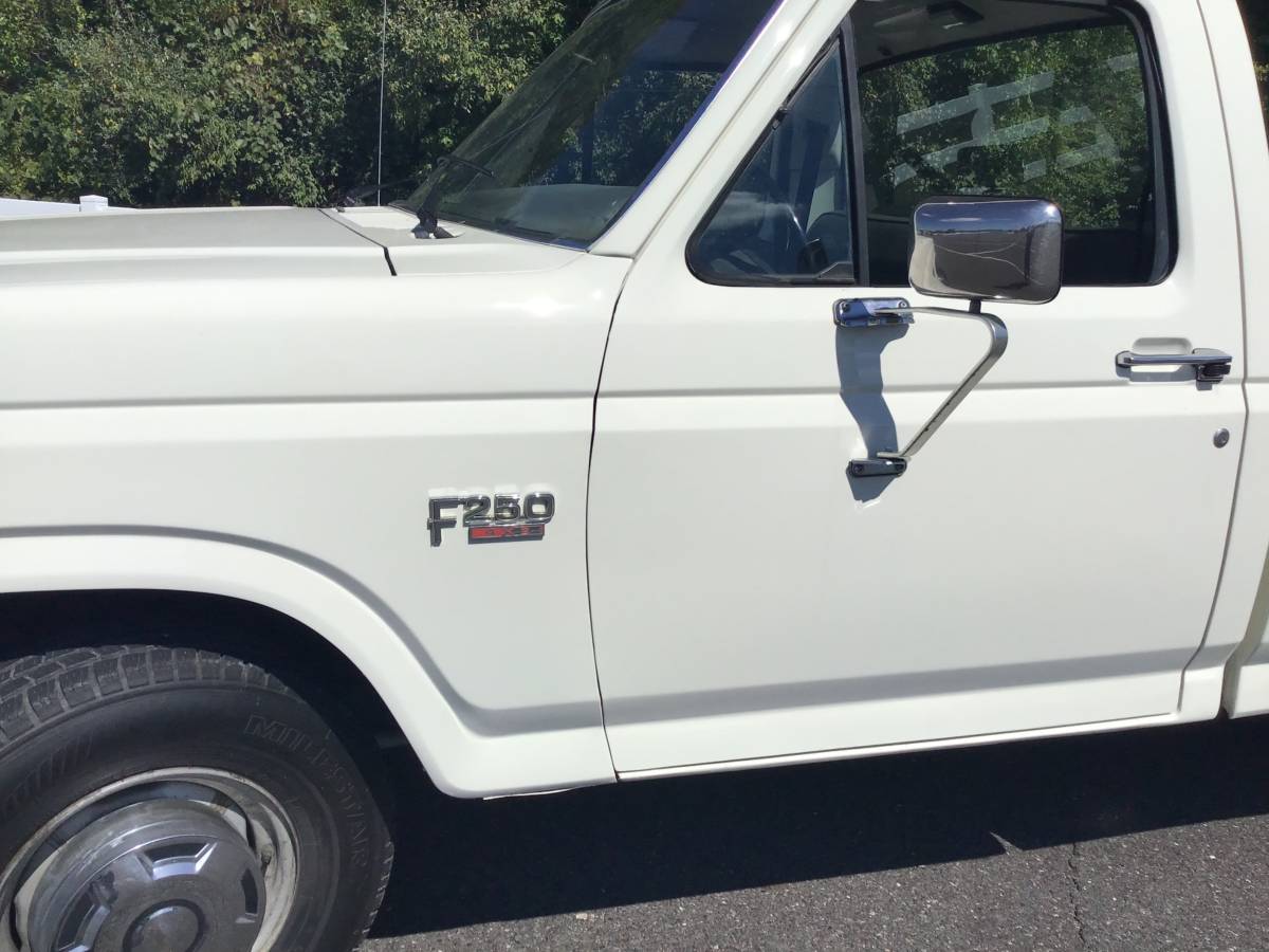 Ford-F250-1986-5