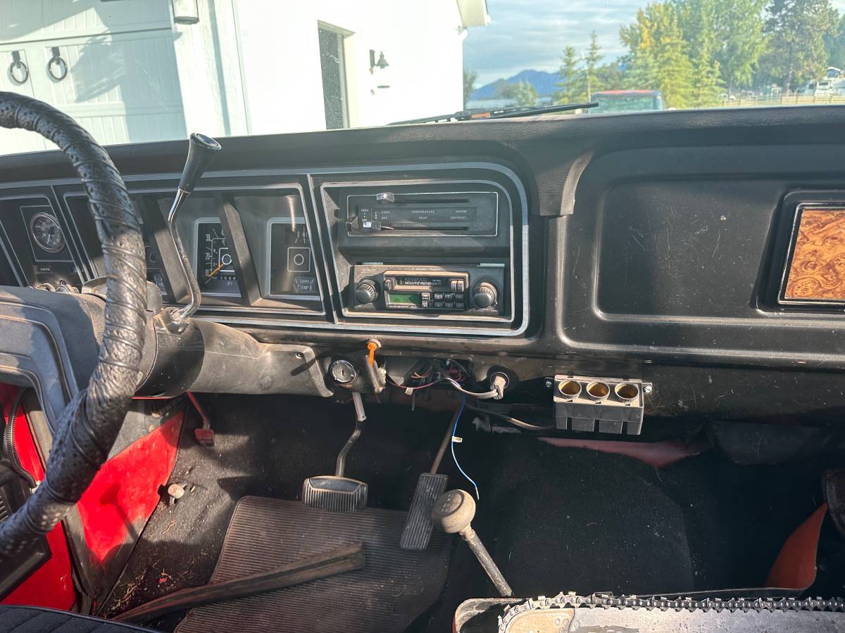 Ford-F250-4x4-1978-6