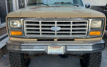 Ford-F250-super-duty-diesel-1983-3