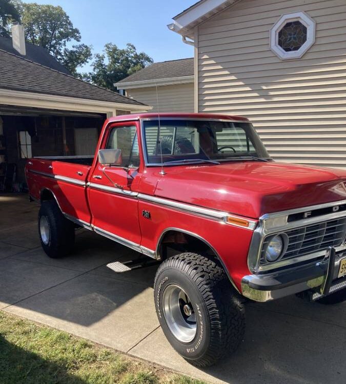 Ford-F250-xlt-1975