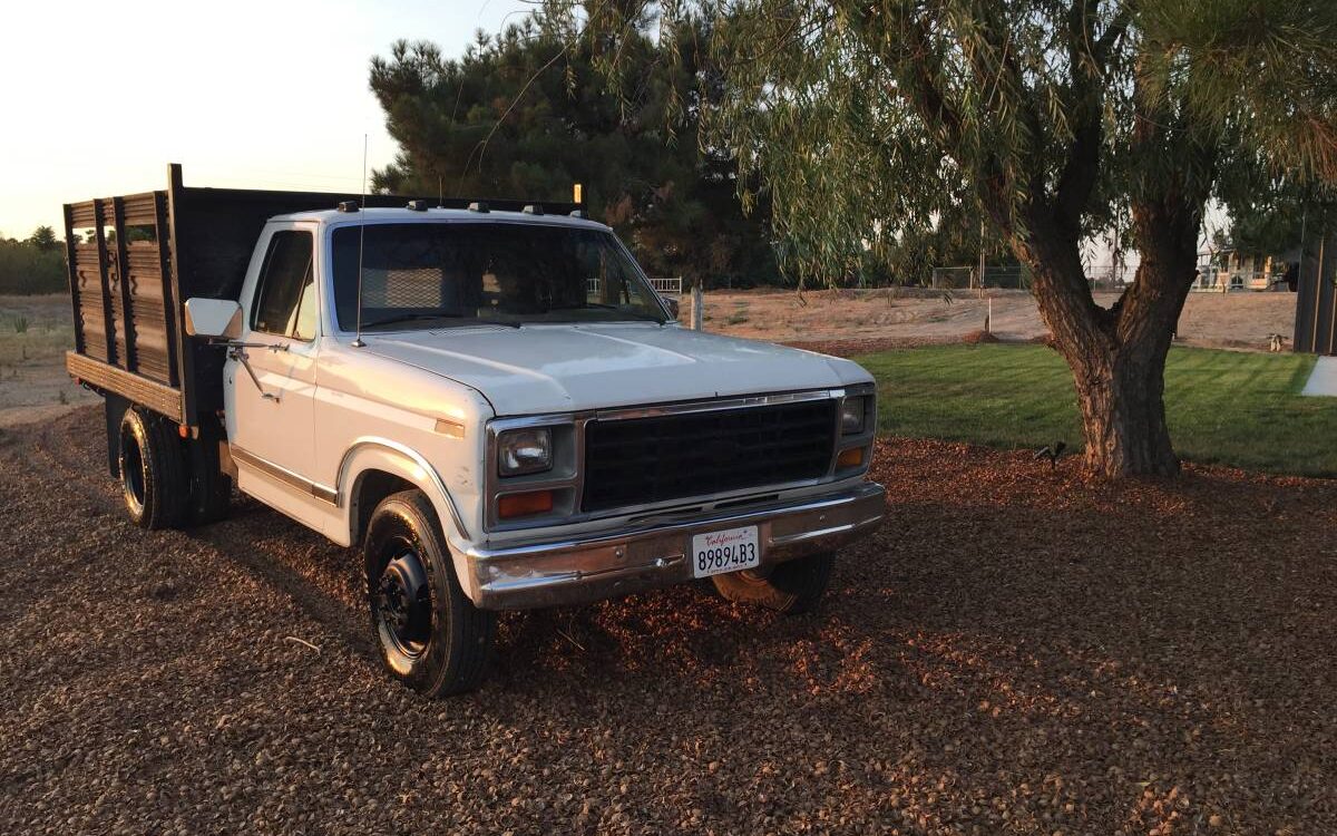 Ford-F350-dually-1984-2