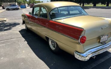 Ford-Fairlane-1955-1