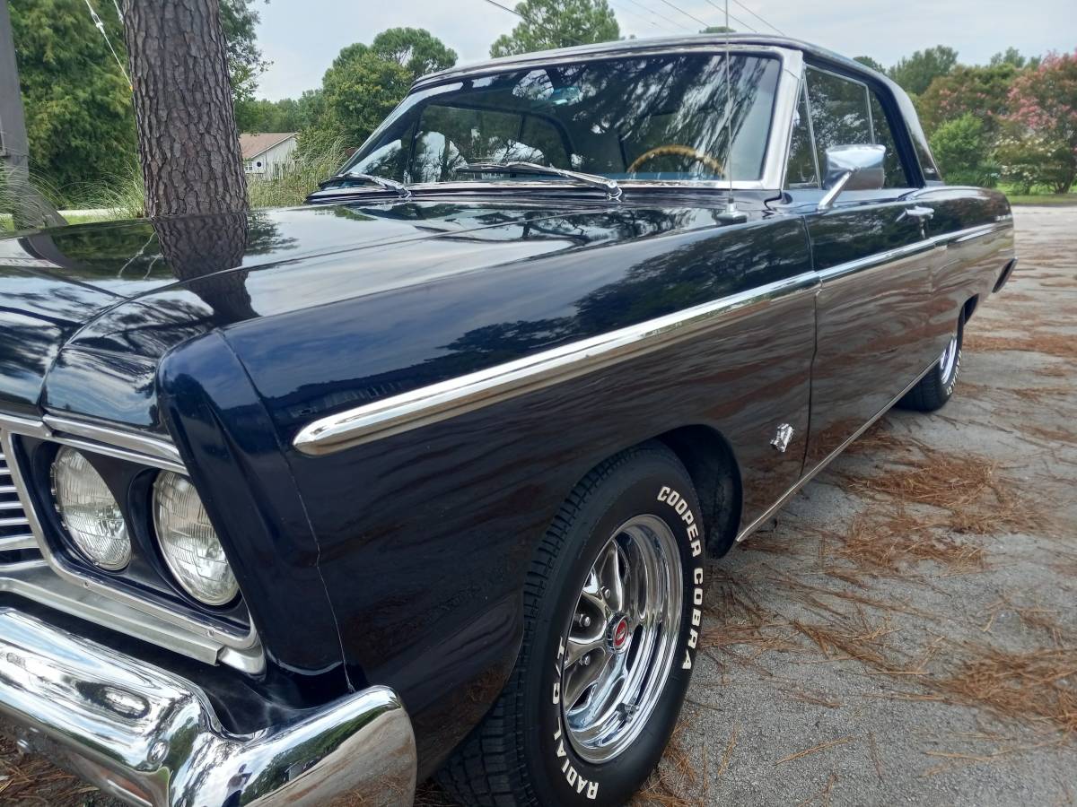 Ford-Fairlane-500-1965-10