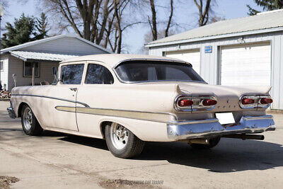 Ford-Fairlane-Coupe-1958-5