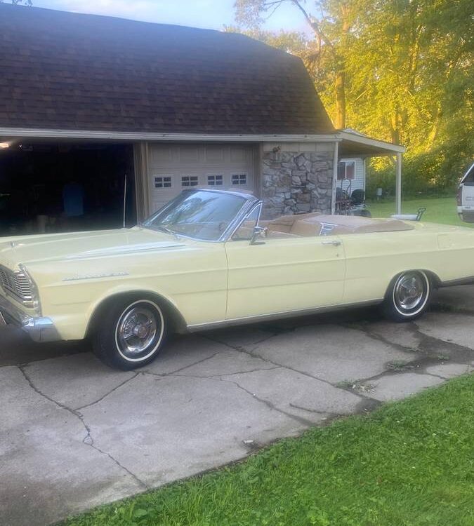 Ford-Galaxie-500-convertible-1965