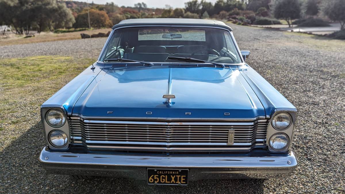 Ford-Galaxie-500-convertible-1965