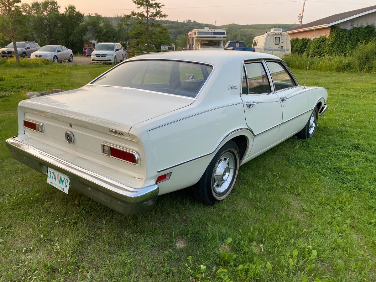 Ford-Maverick-1974-2