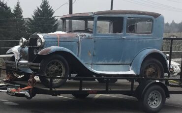 Ford-Model-a-tudor-sedan-1930-7