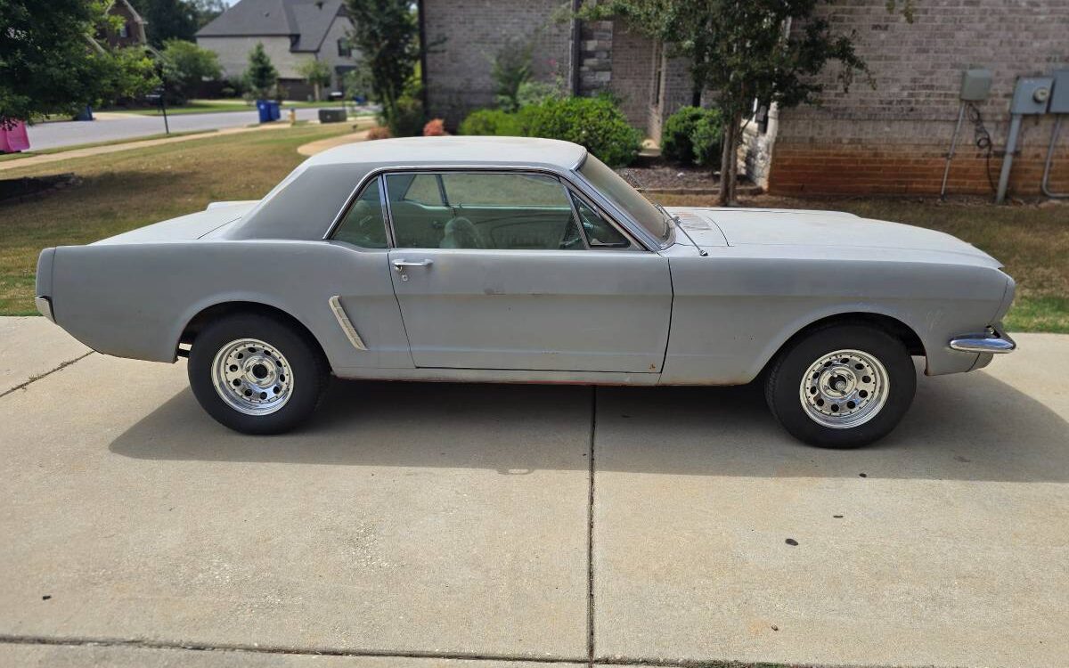 Ford-Mustang-1965