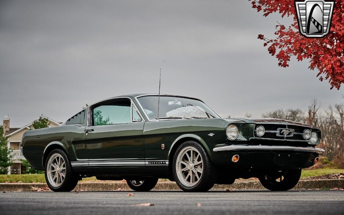 Ford-Mustang-1965-8