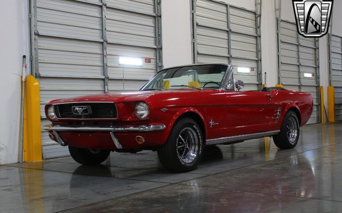 Ford-Mustang-1966-11