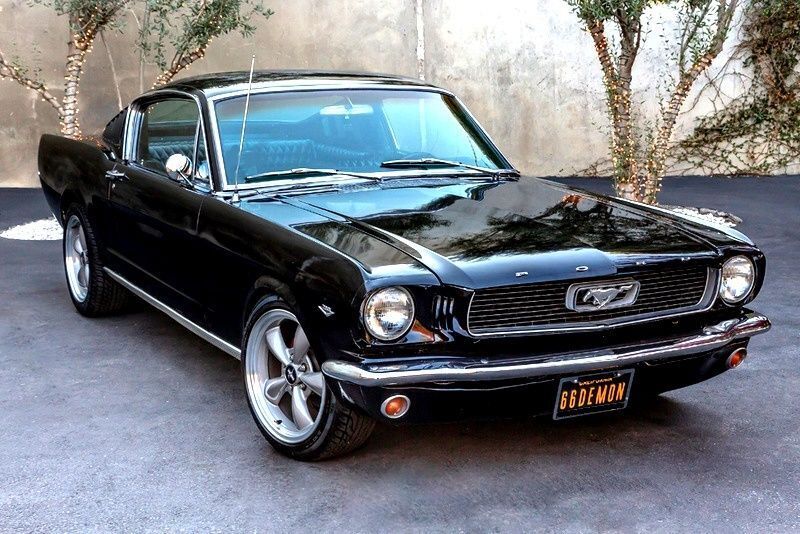 Ford-Mustang-1966-2