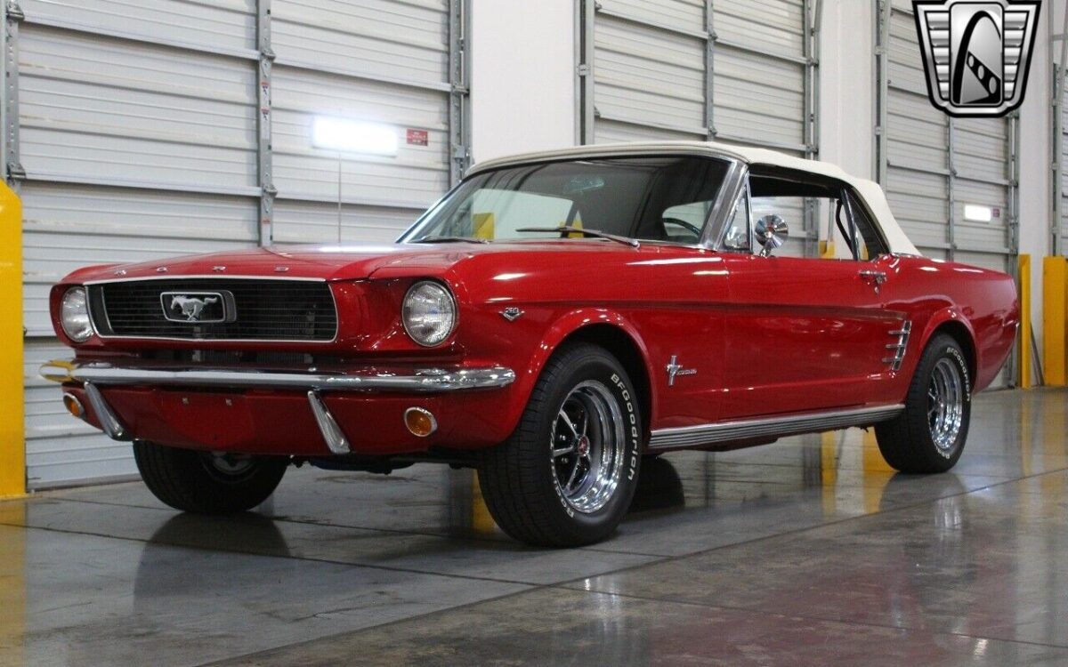 Ford-Mustang-1966-3