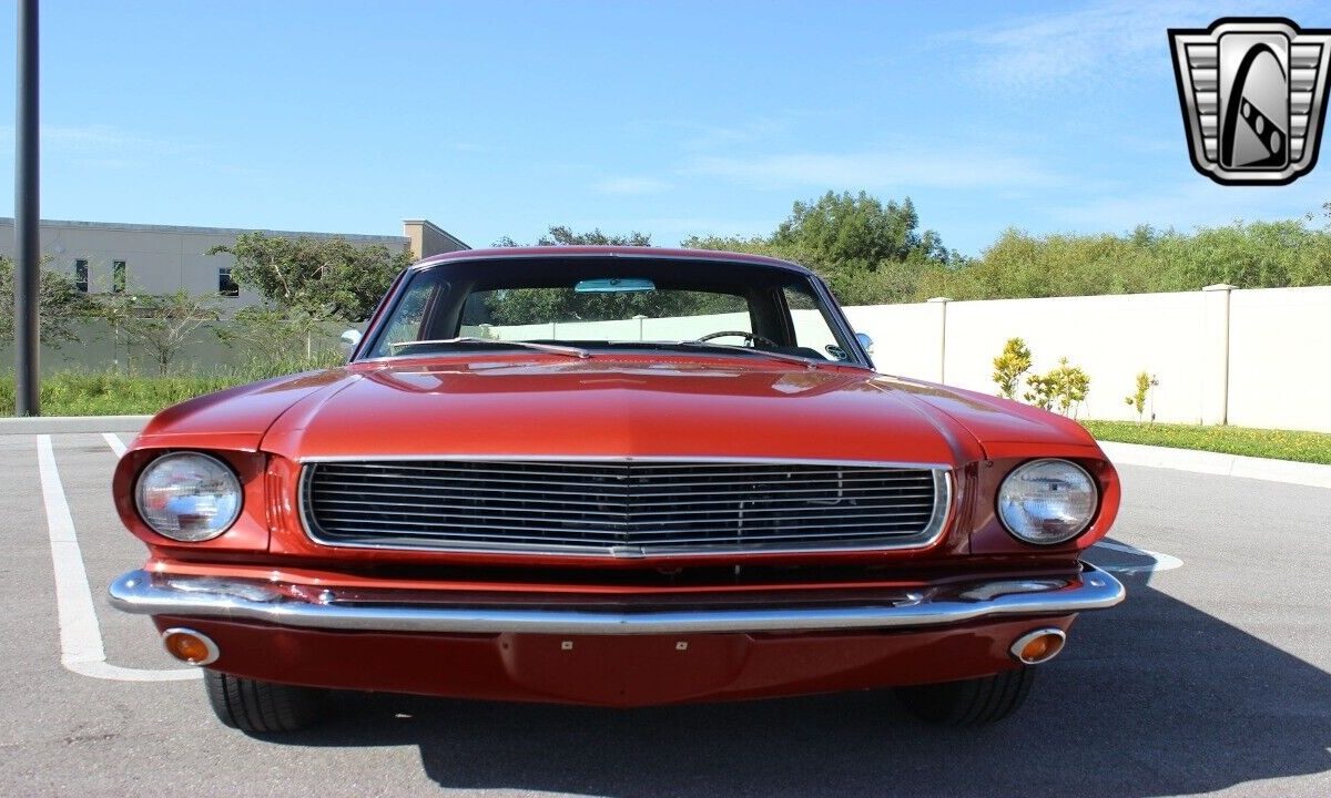 Ford-Mustang-1966-3