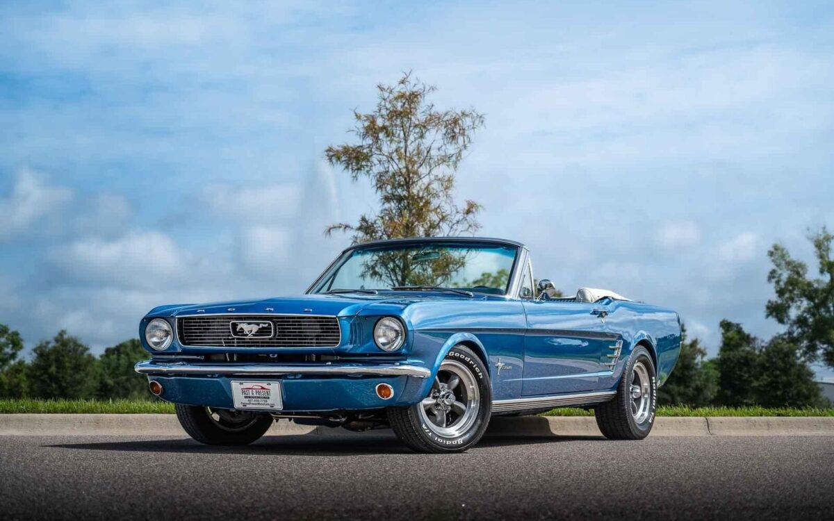 Ford-Mustang-1966-34