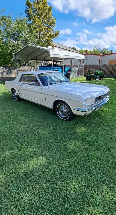 Ford-Mustang-1966