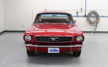 Ford-Mustang-1966-4