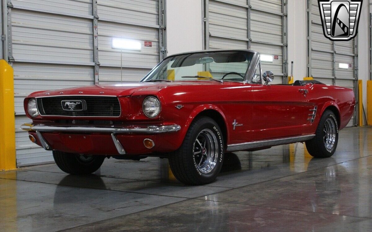 Ford-Mustang-1966-7