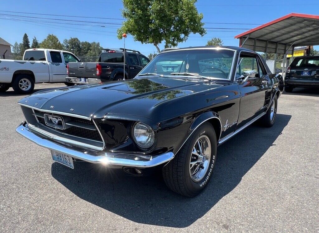 Ford-Mustang-1967-2