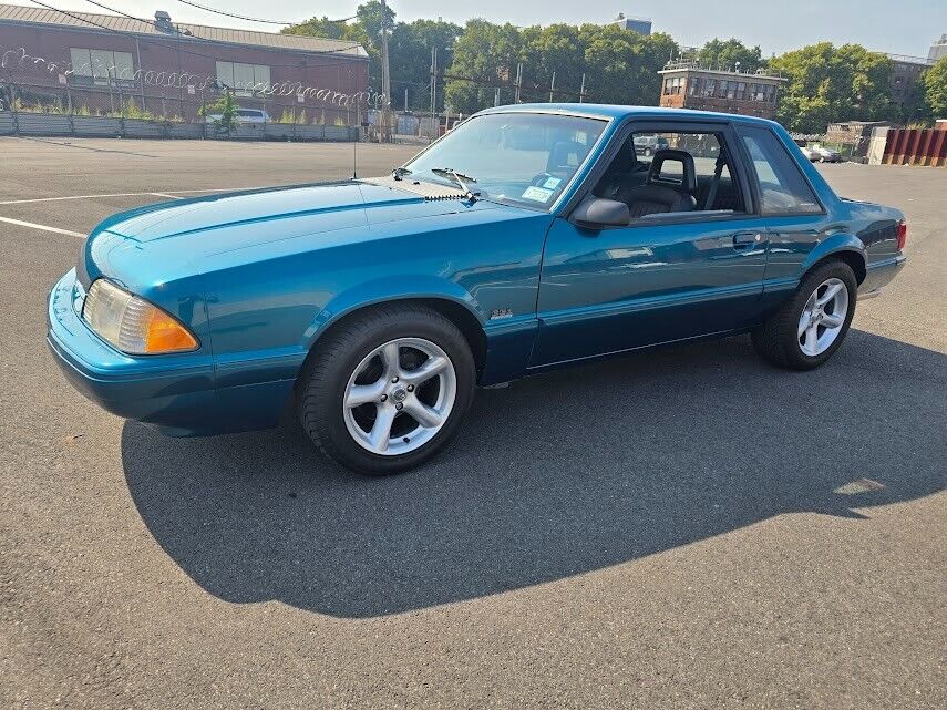 Ford Mustang Berline 1993 à vendre