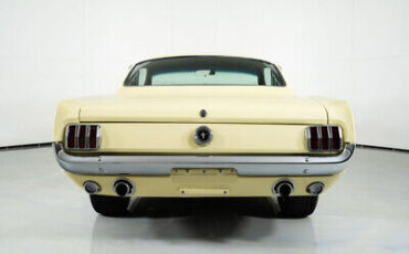 Ford-Mustang-Cabriolet-1965-10