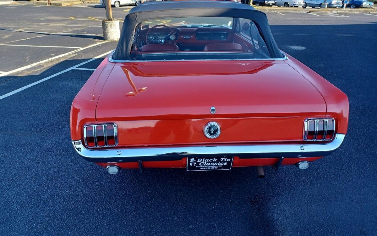 Ford-Mustang-Cabriolet-1965-2