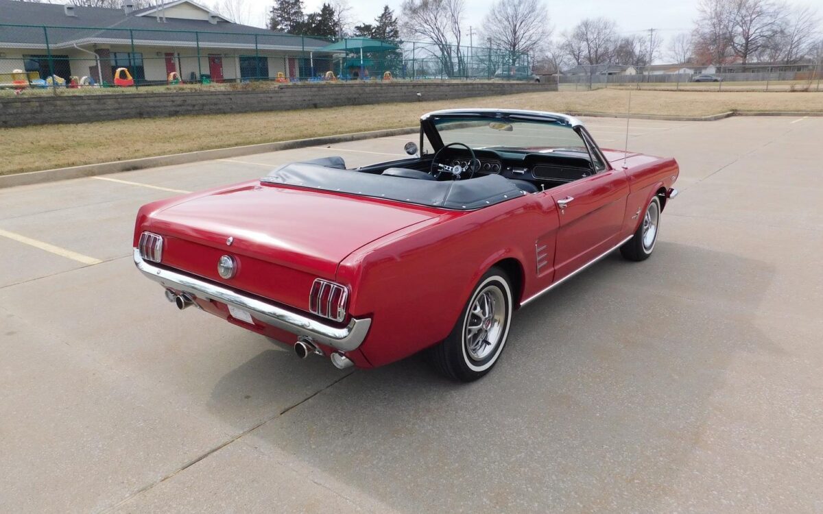 Ford-Mustang-Cabriolet-1966-13