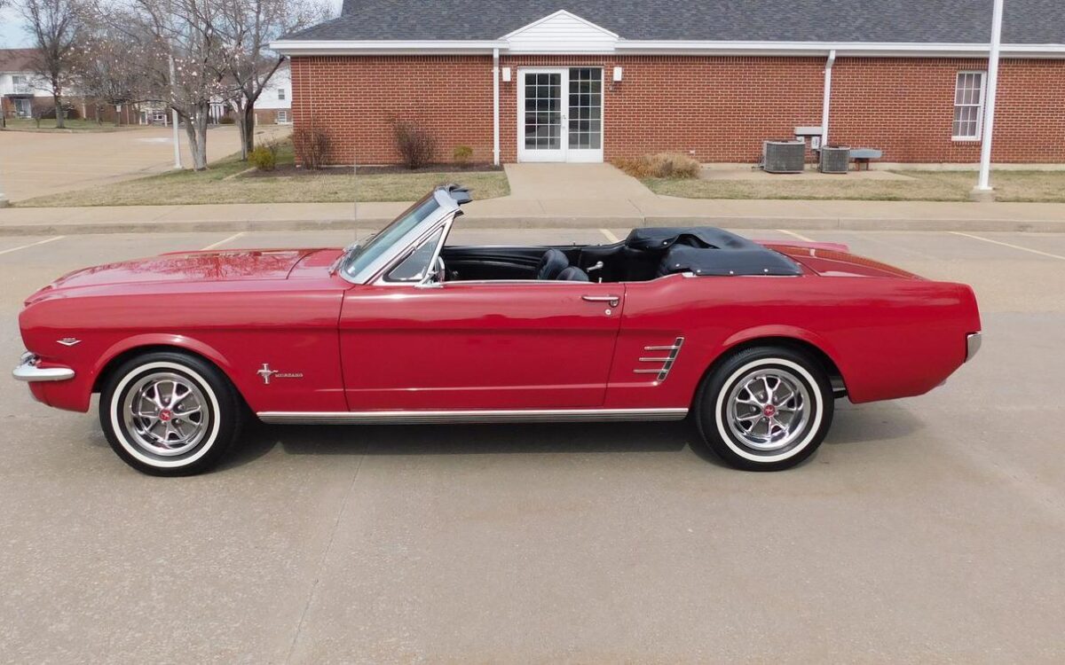 Ford-Mustang-Cabriolet-1966-19