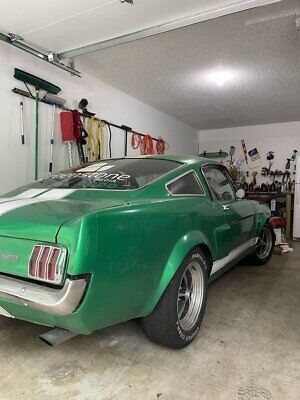 Ford-Mustang-Cabriolet-1966-2