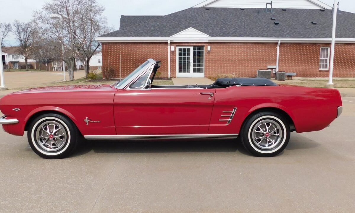 Ford-Mustang-Cabriolet-1966-20