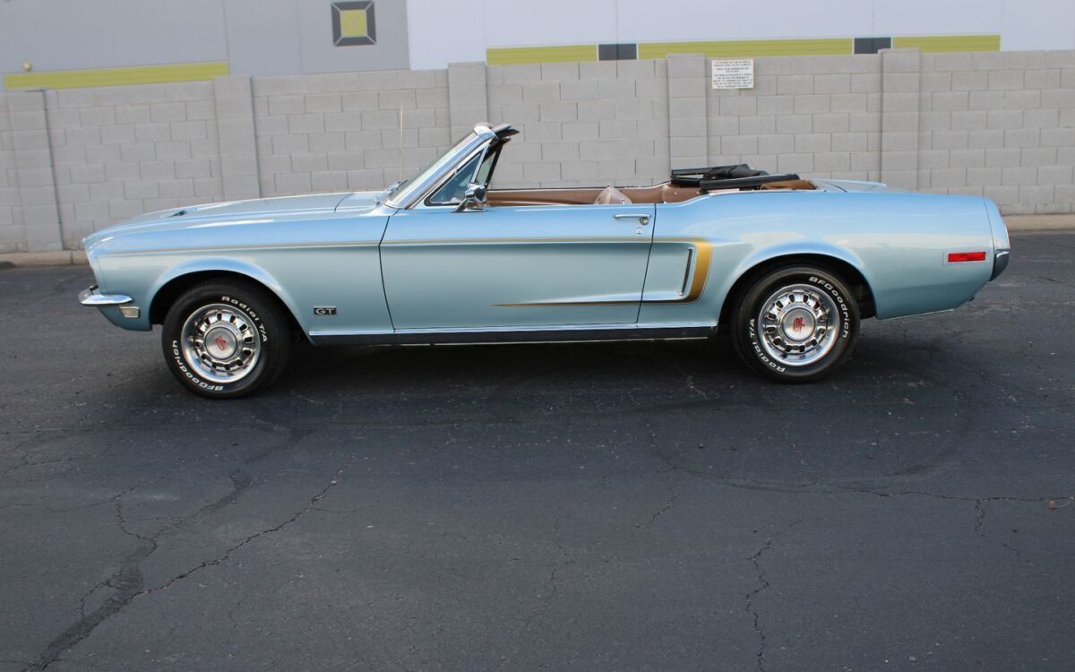 Ford-Mustang-Cabriolet-1968-10