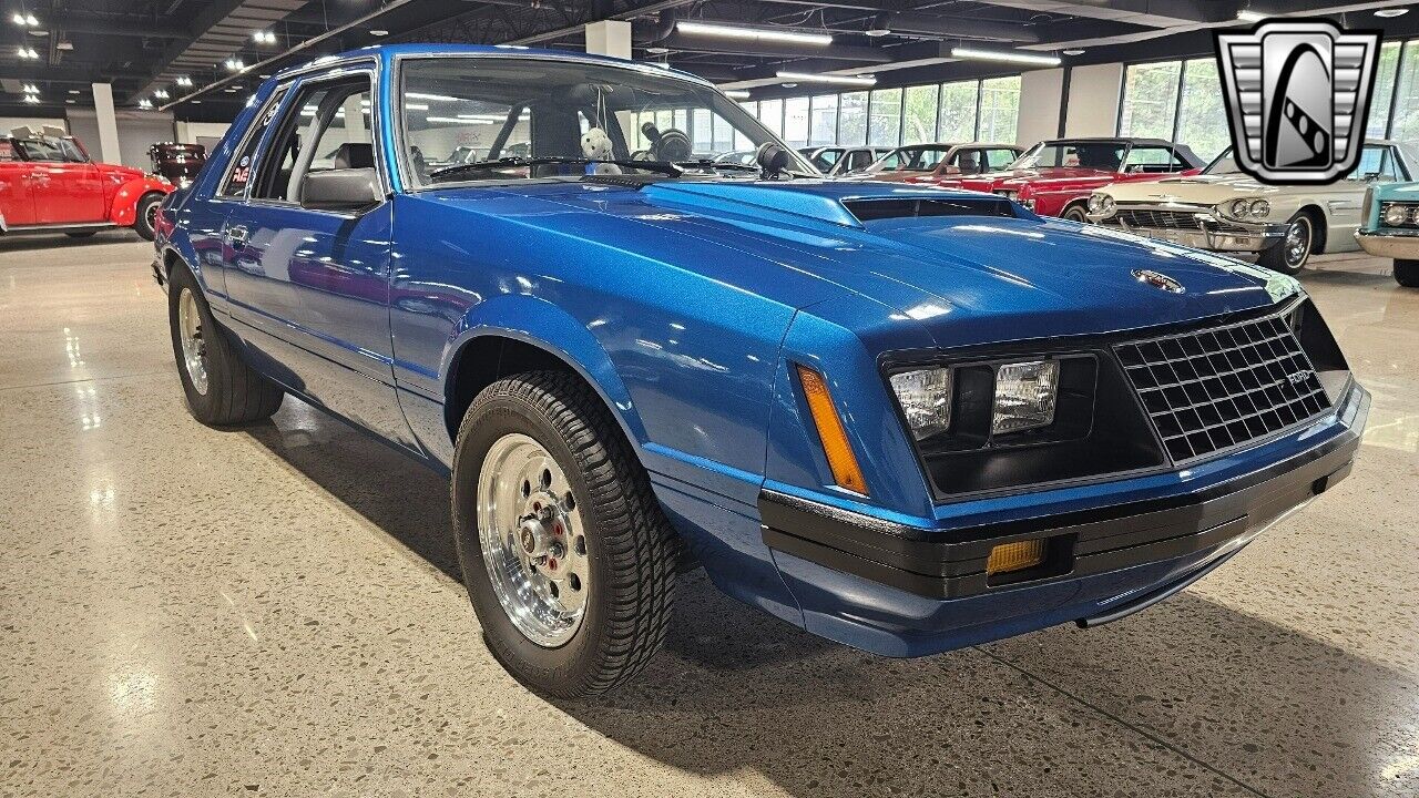 Ford-Mustang-Cabriolet-1981-5