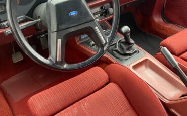 Ford-Mustang-Cabriolet-1984-15